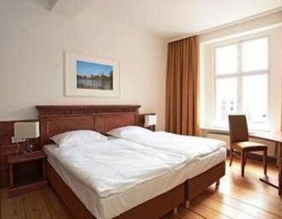 фото отеля Apartmenthaus Markt fuffzehn