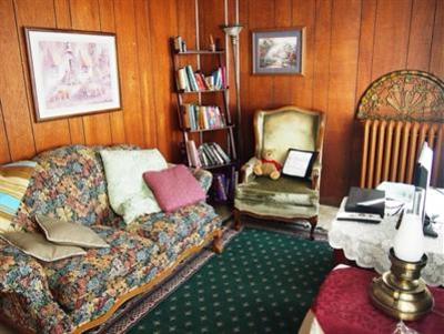 фото отеля Maid's Quarters Bed, Breakfast & Tearoom
