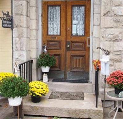фото отеля Maid's Quarters Bed, Breakfast & Tearoom