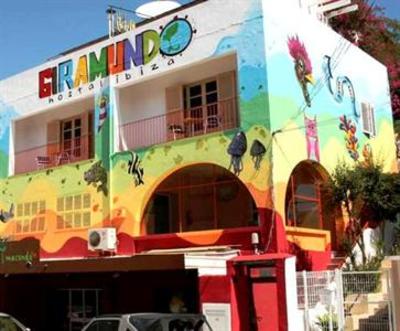 фото отеля Hostal Giramundo Ibiza