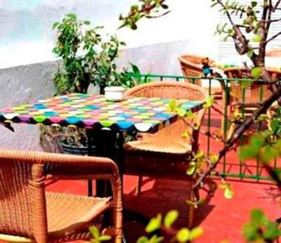фото отеля Hostal Giramundo Ibiza