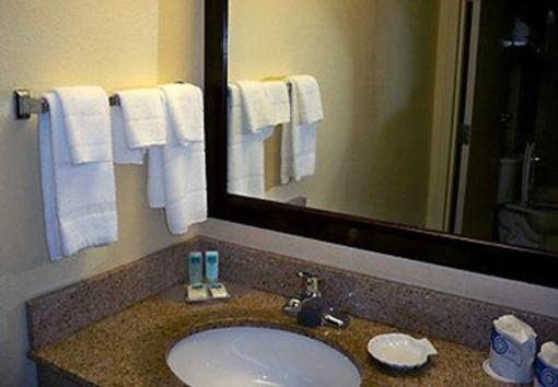фото отеля SpringHill Suites Nashville MetroCenter