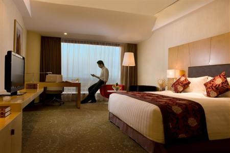 фото отеля Crowne Plaza Hotel Tianjin