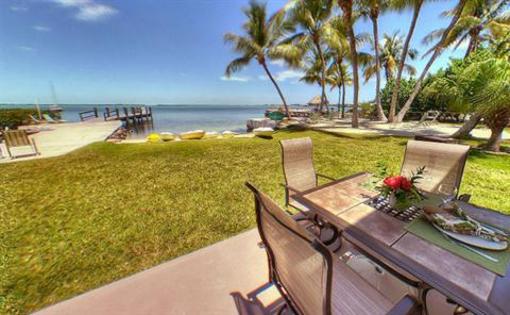 фото отеля Coconut Bay Resort
