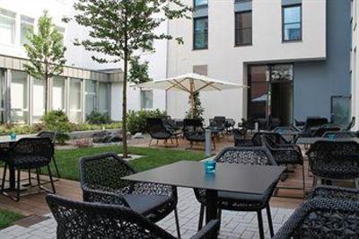 фото отеля Motel One Düsseldorf-Hauptbahnhof