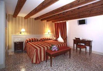 фото отеля Bella Hotel Venice