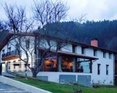 фото отеля Hotel Rural Santakutz