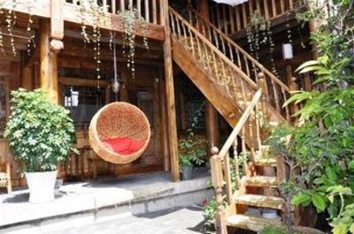 фото отеля Harmony Inn Lijiang