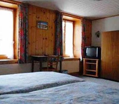 фото отеля Hotel Les Trois Suisses Le Sentier