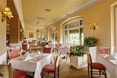 фото отеля Pines Golf Resort Digby