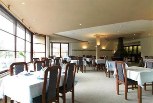 фото отеля Zeeparel Budget Hotel