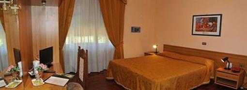 фото отеля Altavilla Hotel