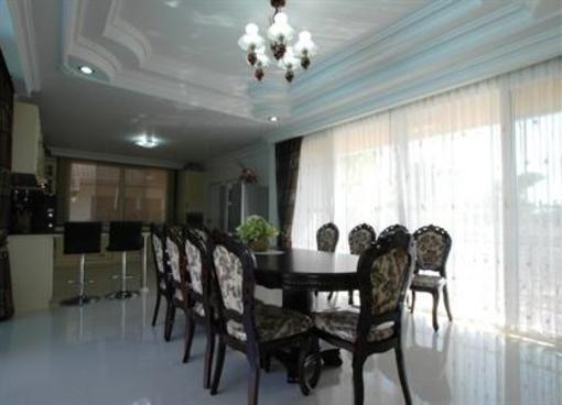 фото отеля Schroeders Homestay