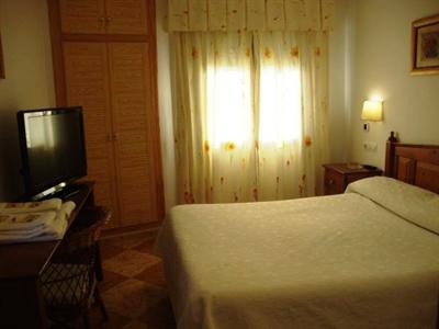 фото отеля Hostal Lucero