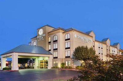 фото отеля Doubletree Club by Hilton Springdale