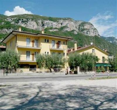 фото отеля Albergo Olivo Hotel Brentino Belluno