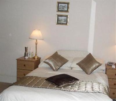 фото отеля Ocean Breeze Guest House
