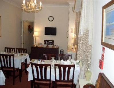 фото отеля Ocean Breeze Guest House