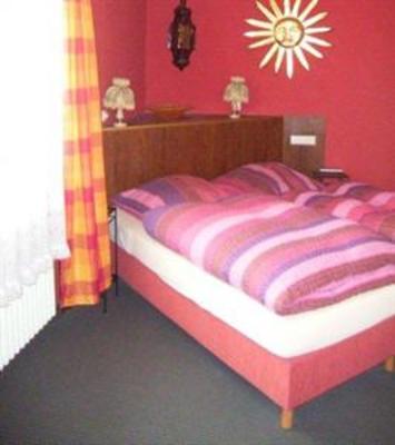 фото отеля Hotel Garni Cafe Knebel