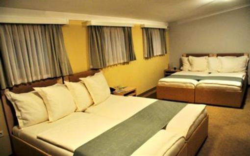 фото отеля Hotel Snjezna Kuca Mostar