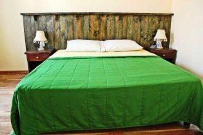 фото отеля Old Town Guest House Sevastopol