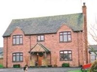 Domvilles Farm Guesthouse and The Lodge