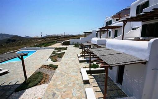 фото отеля Yakinthos Residence