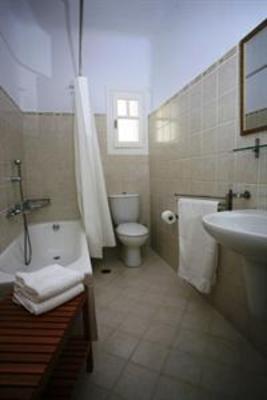 фото отеля Yakinthos Residence