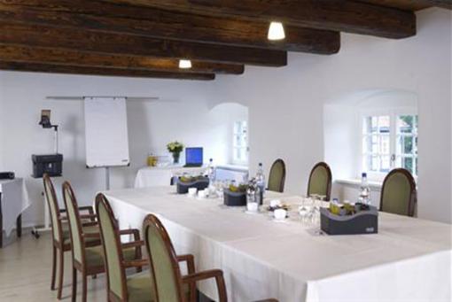 фото отеля Tagungszentrum Johanniterhaus Kloster Wennigsen
