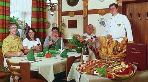 фото отеля Hotel Zur Post Nordhalben
