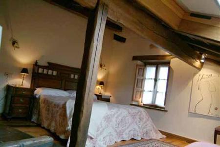 фото отеля Casa de Aldea Las Helgueras B&B Ribadedeva
