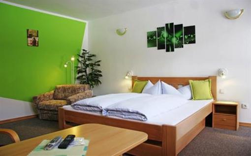 фото отеля Pension Kraus Litomysl