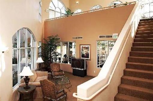 фото отеля Oakwood Thousand Oaks