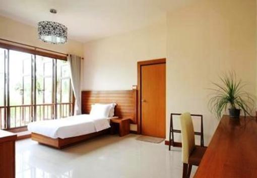 фото отеля The Coco Beach Hotel Krabi
