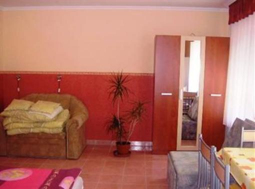 фото отеля Andrea Apartman