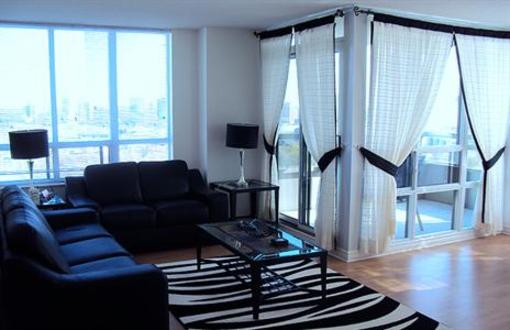 фото отеля Whitehall Suites