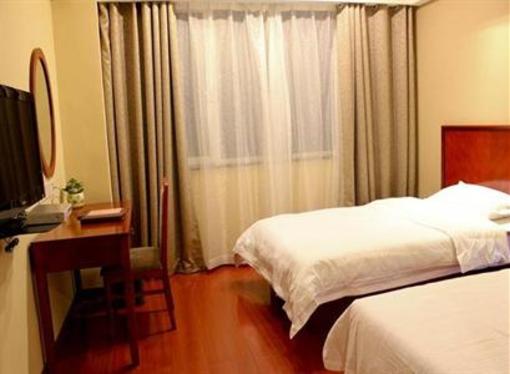 фото отеля Greentree Inn Rizhao East Haiqu Road Business Hotel