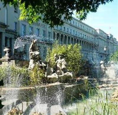 фото отеля Cheltenham Exclusive Apartments