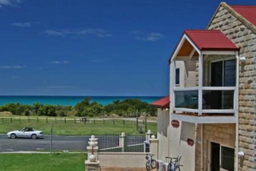 фото отеля Lighthouse Keepers Inn
