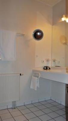 фото отеля Fair Hotel Rosbach vor der Hohe
