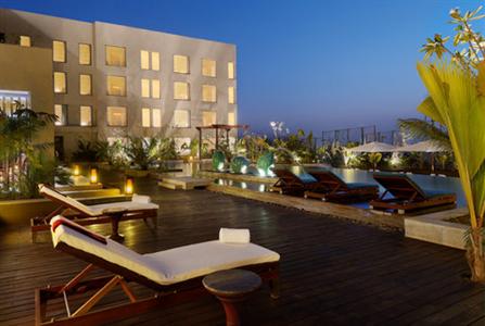 фото отеля Ista Hotel