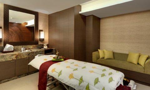 фото отеля Ista Hotel