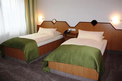 фото отеля Hotel am Feldmarksee Sassenberg