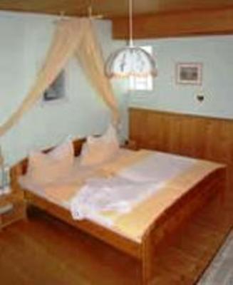 фото отеля Bauernhof Weingut Himmelbett Bohrn Herrnbaumgarten