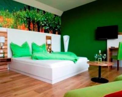фото отеля Bauernhof Weingut Himmelbett Bohrn Herrnbaumgarten