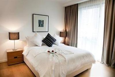 фото отеля Bintang Fairlane Residences