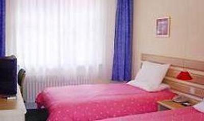 фото отеля Home Inn (Changchun Yiqi)