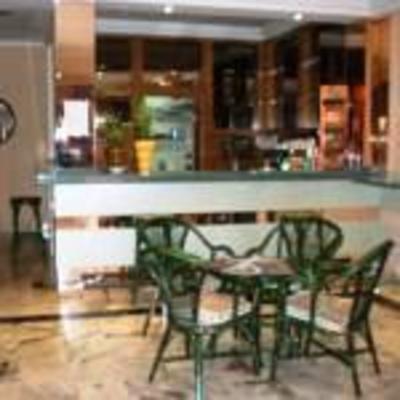 фото отеля Sanz Hotel
