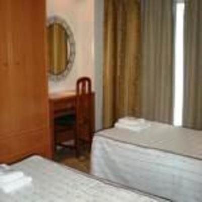 фото отеля Sanz Hotel