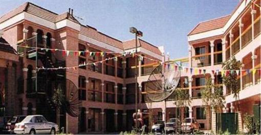 фото отеля Downey Inn Luxury Suites